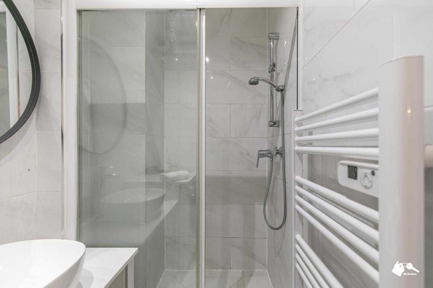 Mba - Splendide Appartement Proche Montmartre Paris Eksteriør billede